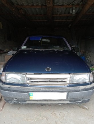 Продам Opel Vectra 1991 року. Машина вимагає небагато вкладень для їзди або здам. . фото 2