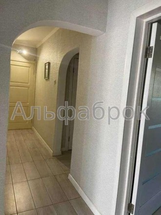  Продається простора 3-кімнатна квартира площею 75 м² в селищі Коцюбинське, розт. . фото 8