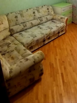 Диван розкладний. Київ. фото 1 Диван розкладний. Київ. фото 1