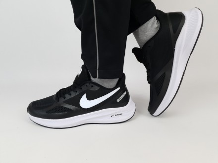 Літні кросівки чоловічі бігові чорно-білі Nike Zoom Guide 10 Runnig Black White.. . фото 11