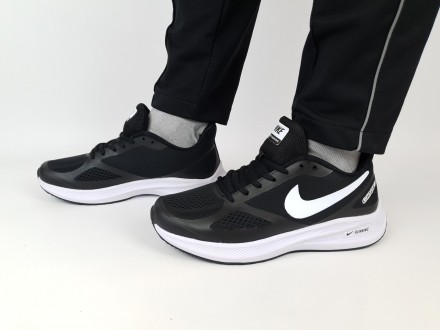 Літні кросівки чоловічі бігові чорно-білі Nike Zoom Guide 10 Runnig Black White.. . фото 2
