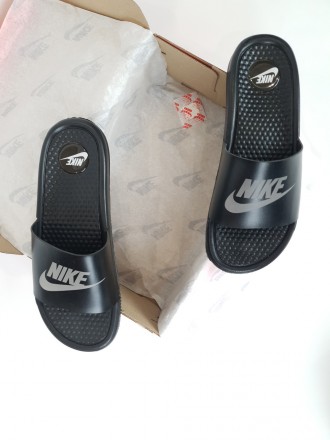 Мужские тапочки летние черные Nike с рефлективным лого. Шлепанцы женские на лето. . фото 7