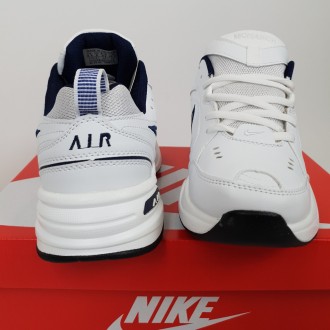 Чоловічі кросівки білі із сірим Nike Air Monarch. Спортивні кросівки для бігу бі. . фото 10