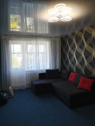 Продам 2-х комнатную квартиру в г. Светловодск ул. Героев Украины 29 с ремонтом . . фото 2