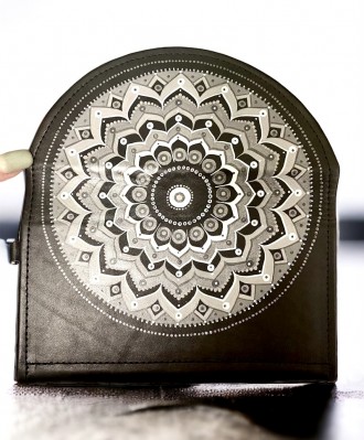 Шкіряний гаманець з ручним розписом, новий, якісний, гарний. 18 див на 10,5 див.. . фото 4