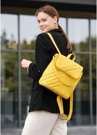 Стильний жовтий красивий рюкзак стьобаний шкіряний еко.
Виконаний зі зносостійко. . фото 2