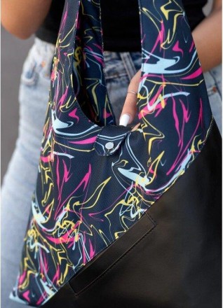 Жіноча велика стильна сумка на плече, сумка хобо
Виготовлена з комбінації зносос. . фото 5