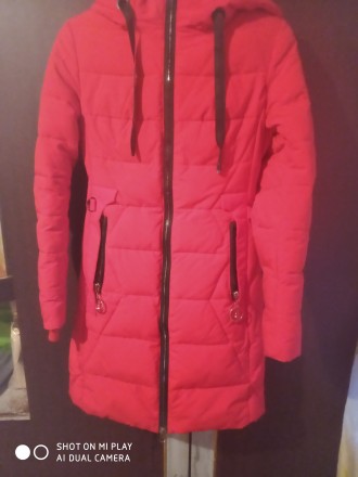 Продам жіночі зимову куртку,в ідеальному стані, червоного кольору,дуже практична. . фото 4
