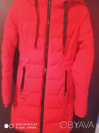 Продам жіночі зимову куртку,в ідеальному стані, червоного кольору,дуже практична. . фото 1