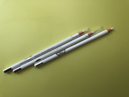 Олівець для розмітки брів білий, також підходить для чіткого контуру під час нан. . фото 3
