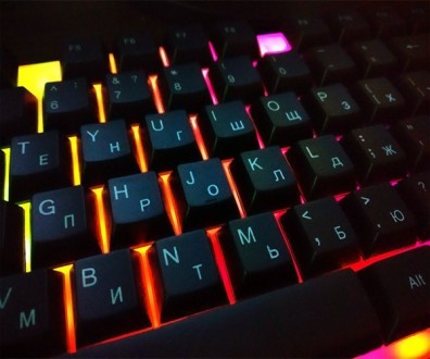 Дротова ігрова клавіатура з динамічною RGB-підсвіткою UKC + Мишка
Дротова ігрова. . фото 7