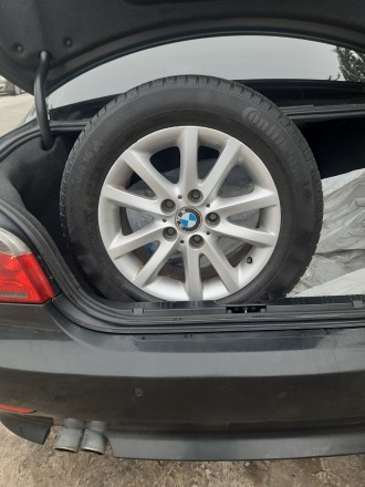 Зимова резина 215/60/R16 на оригінальних дисках BMW, в хорошому стані,  залишок . . фото 7