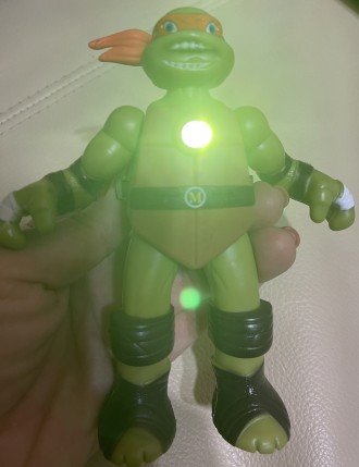 Герои "Черепашки Ниндзя", герой 14.5 см, проектор, светятся, на батарейках, с ор. . фото 6