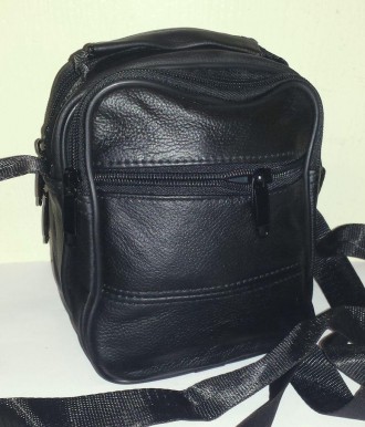 Мужская сумка из натуральной кожи S0116.
- 2 основных отделения,
- карман вперед. . фото 4