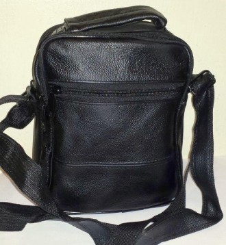 Мужская сумка из натуральной кожи S0414-2.
- 2 основных отделения + карман отдел. . фото 4