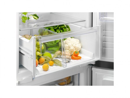ИНФОРМАЦИЯ О ПРОДУКТЕ
Холодильник-морозильник 600 TwinTech® сохраняет сочность п. . фото 7