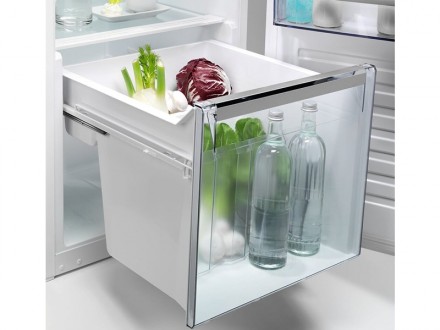 DynamicAir обеспечивает циркуляцию холодного воздуха по всему холодильнику и под. . фото 8