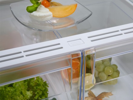 Холодильник-морозильник 600 TwinTech сохраняет сочность продуктов на 60% лучше х. . фото 7