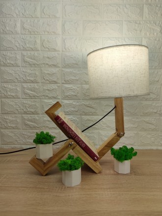 Эксклюзивная настольная лампа в стиле минимализм или лофт. Имеет нестандартный в. . фото 3