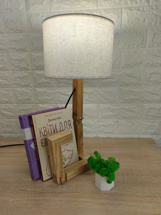 Эксклюзивная настольная лампа в стиле минимализм или лофт. Имеет нестандартный в. . фото 4