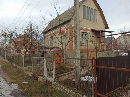 Продається цегляний дачний будинок в с.Петриків в 300м від автобусної зупинки. 
. . фото 14
