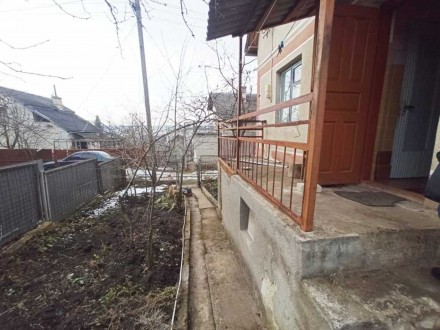 Продається цегляний дачний будинок в с.Петриків в 300м від автобусної зупинки. 
. . фото 9