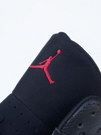 Ці кросівки Nike Air Jordan 13 Retro — данина поваги легендарній моделі від Майк. . фото 8