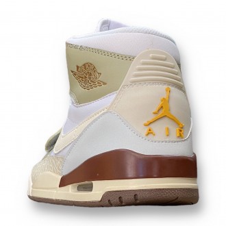Стильні та зручні кросівки для повсякденного носіння та спорту
Air Jordan Legacy. . фото 5