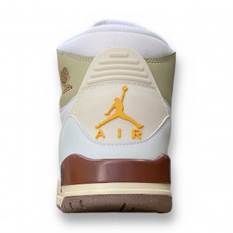 Стильні та зручні кросівки для повсякденного носіння та спорту
Air Jordan Legacy. . фото 8
