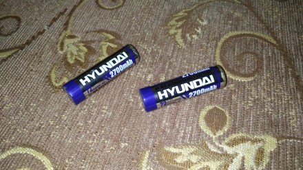 Отличное состояние.

2 Ni-Mh аккумулятора.
Hyundai AA KR15/51 R6 MIGNON 1.2 V. . фото 2