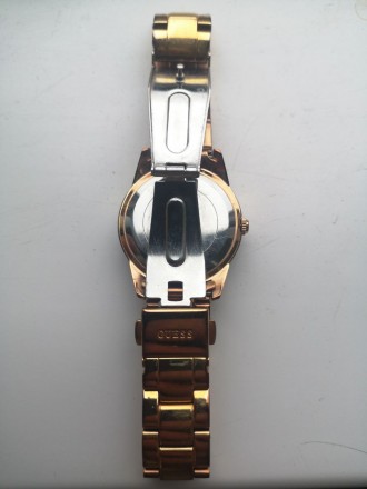 Продам часы женские GUESS практически в новом состоянии. Носились окуратны и бер. . фото 3