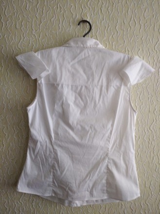 Белая женская блузка, рубашка Blacky Dress Berlin .
Цвет белый, но не снежный.
. . фото 4