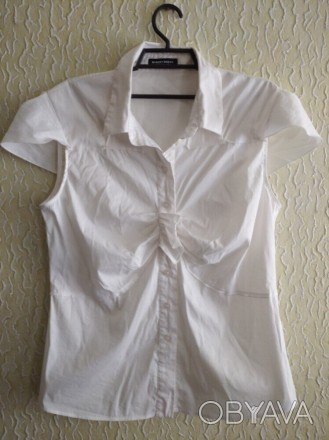 Белая женская блузка, рубашка Blacky Dress Berlin .
Цвет белый, но не снежный.
. . фото 1
