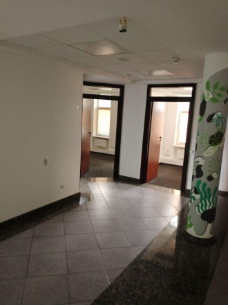Аренда просторного офиса в центре Киева в Бизнес Центре класса " В " по адресу у. Центр. фото 4