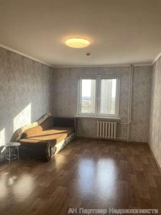 1-комнатная квартира, 42 м.кв.. Київ. фото 1 1-комнатная квартира, 42 м.кв.. Київ. фото 1