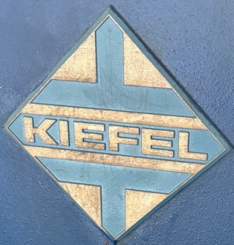 Пропоную бобінорізку KIEFEL (Німецька)

Максимальна ширина вхідного роля: 1 30. . фото 3