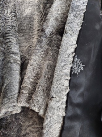
Предлагаем Вам купить красивое пальто из натуральной мягкой каракульчи. Цвет па. . фото 10