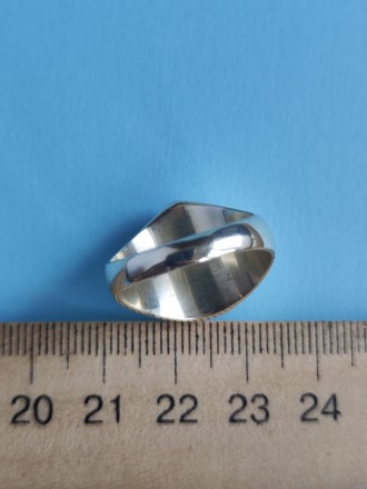 Пропонуємо вам купити кільце з натуральним каменем ларимар в сріблі.
Розмір 18
	. . фото 7