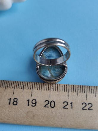 Пропонуємо вам купити кільце з натуральним каменем ларимар в сріблі.
Розмір 16,5. . фото 6
