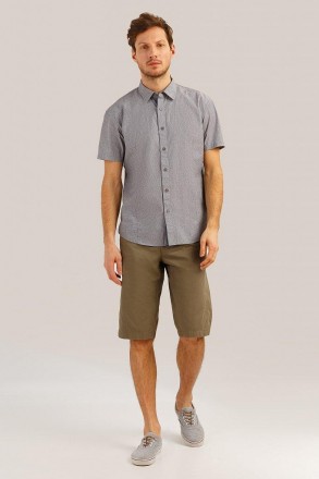 Лёгкая рубашка с короткими рукавами – обязательный элемент мужского летнег. . фото 4