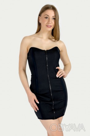 Коктейльное платье с открытыми плечами от Zara. Модель приталенного кроя, застег. . фото 1