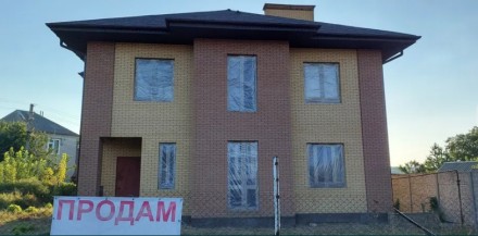 Будинок 270 кв.м. Висота стелі 3.30м. Під усім будинком бомбосховище. Три яруси . . фото 5