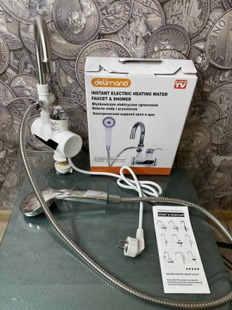 Проточный водонагреватель электрический с душем и нижним подключением
Проточный . . фото 4
