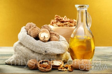 Олія грецького горіха — це сиродавлена олія, що легко засвоюється нашим організм. . фото 1