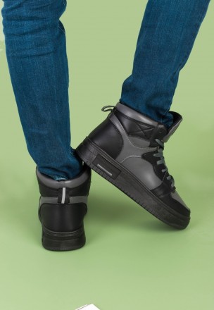 Мужские зимние кроссовки на шнуровке
Материал верха: Экокожа
Материал стельки:. . фото 3