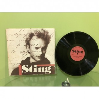 01052 Виниловая Пластинка «Sting» Сборник
В салоне гитар «Маэстро» имеется больш. . фото 3