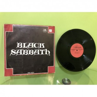 01036 Виниловая Пластинка группы «Black Sabbath»
В салоне гитар «Маэстро» имеетс. . фото 2