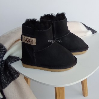 Натуральные детские угги UGG Australia Черный 21. Киев. фото 1 Натуральные детские угги UGG Australia Черный 21. Киев. фото 1