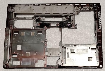 Нижня частина корпуса (поддон) з ноутбука HP ProBook 6460b 6070B0480001 641838-0. . фото 7
