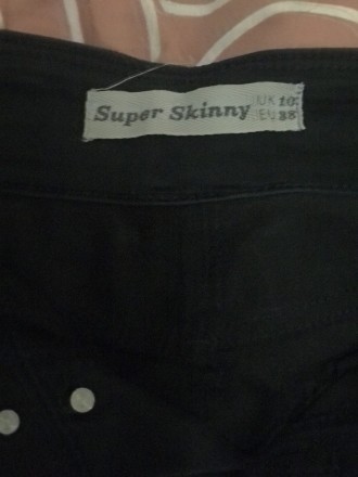 Брюки джинсовые "Super Skinny", черные шроким поясом. Брюки немного тя. . фото 5